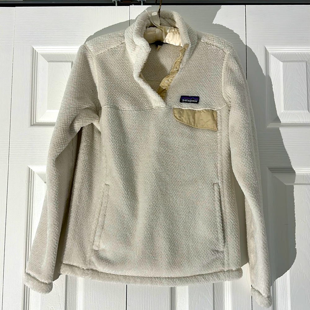 Patagonia fleece sweater